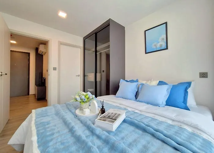 شقة A Calm With Pool & Private Balcony